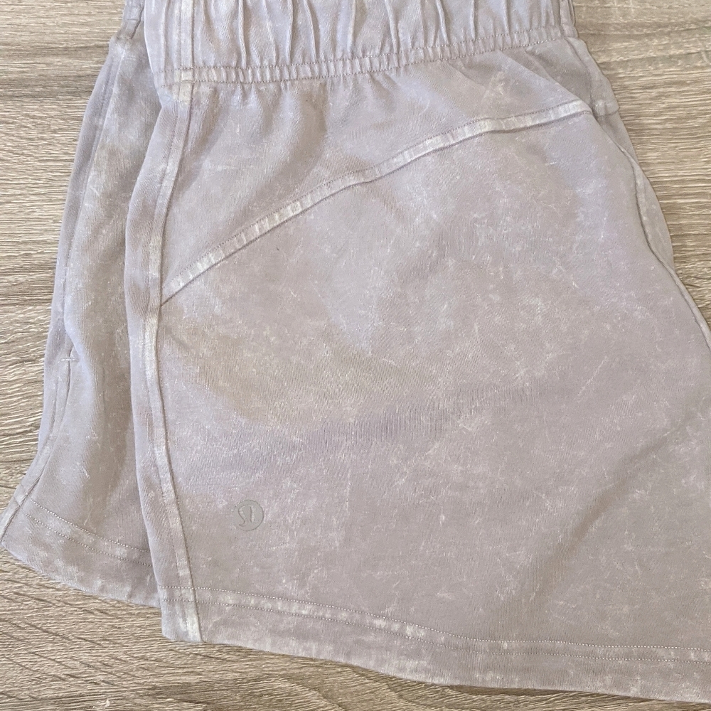 EUC Size 8 Inner Glow Short Washed Half Moon